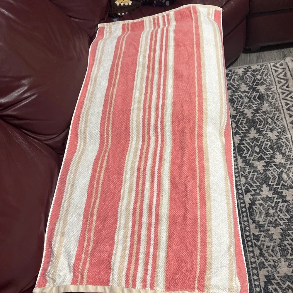 NAUTICA LAKEVIEW CORAL & TAN WHITE STRIPE 4 Piece HAND Cloth & Bath Beach Towel